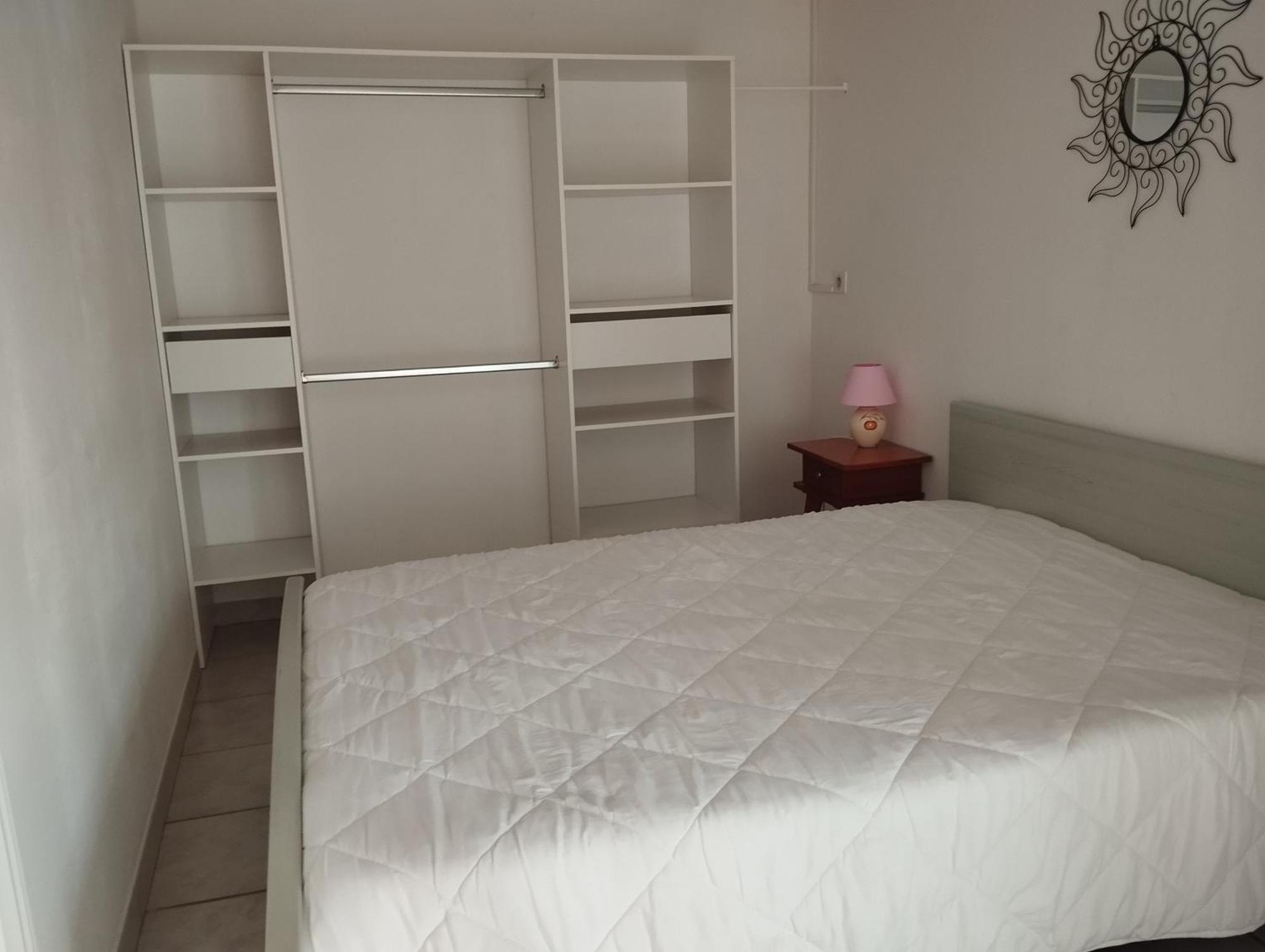 Appartamento Bienvenue Au Pied Des Alpilles Saint-Étienne-du-Grès Esterno foto
