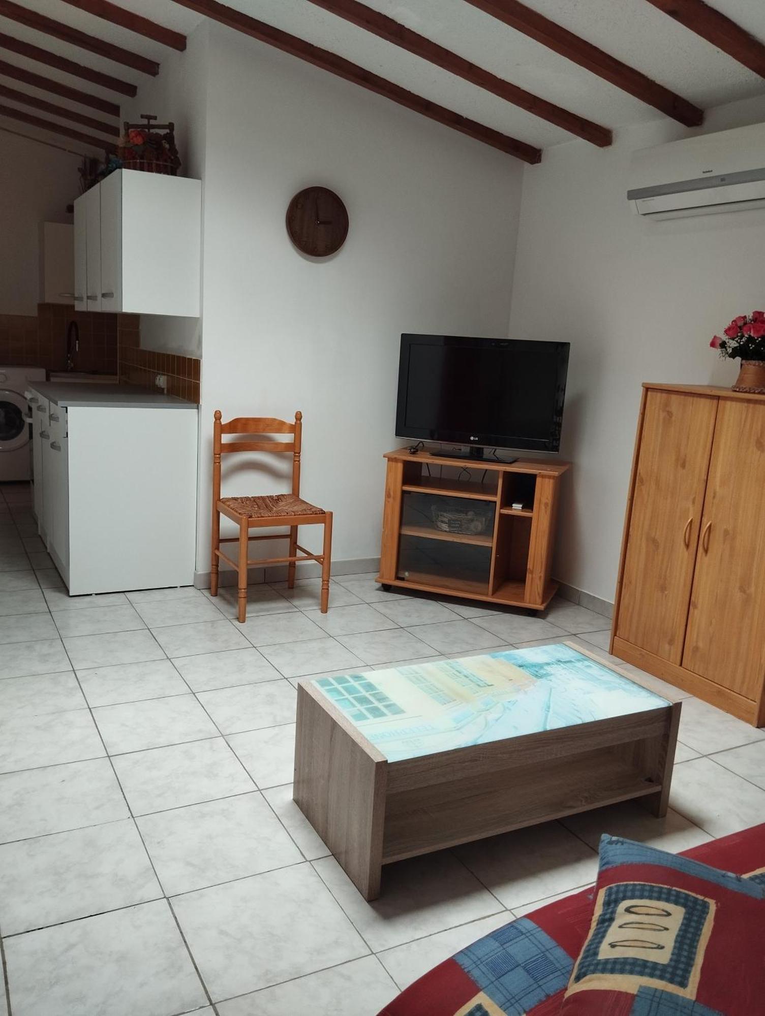 Appartamento Bienvenue Au Pied Des Alpilles Saint-Étienne-du-Grès Esterno foto